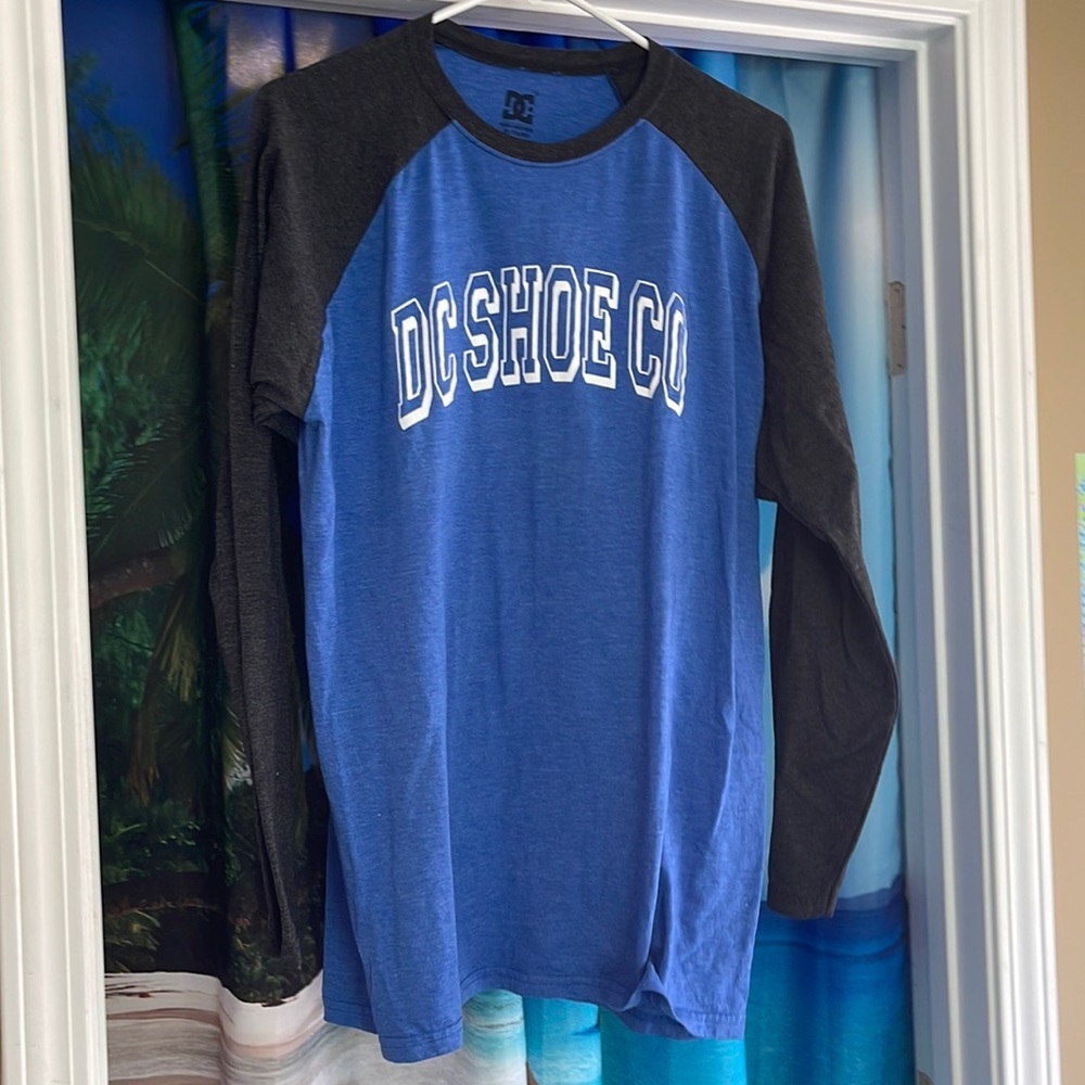 Long sleeve unisex DC Shoe Co tshirt XL